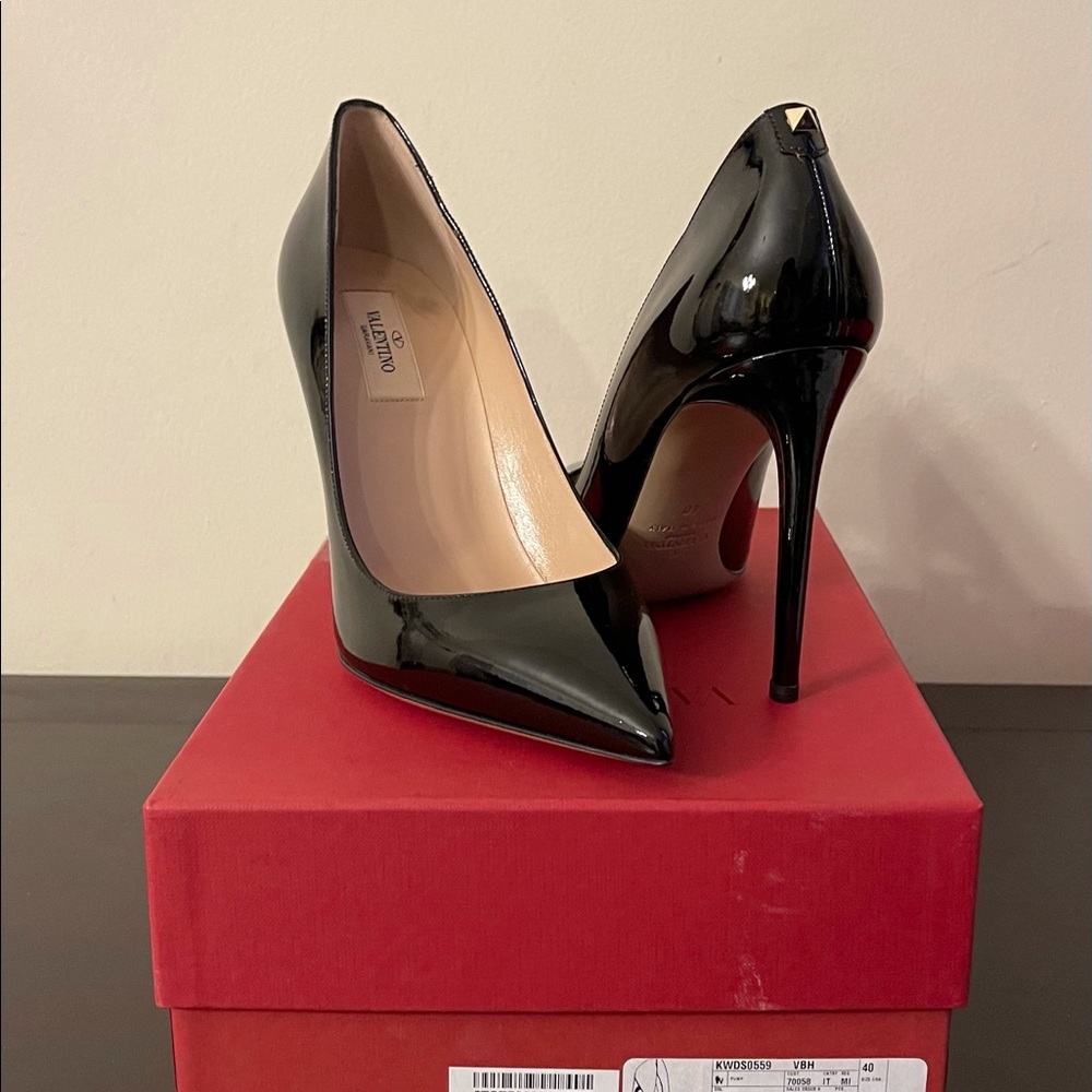 Valentino Garavani - Patent Leather Pump